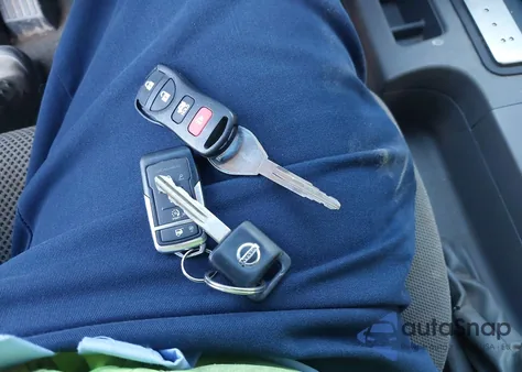 2006 Nissan Frontier Se из США, поврежденный, VIN 1N6AD07U46C420107